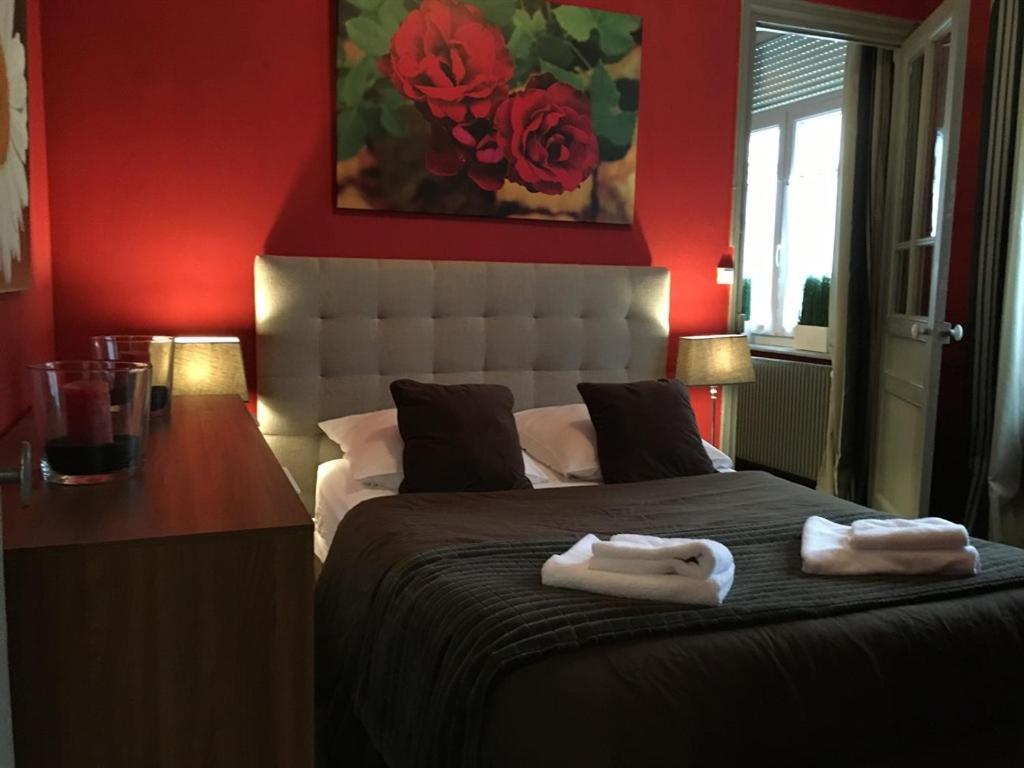 Loger A La Madeleine Apartment Ла Мадлен Екстериор снимка