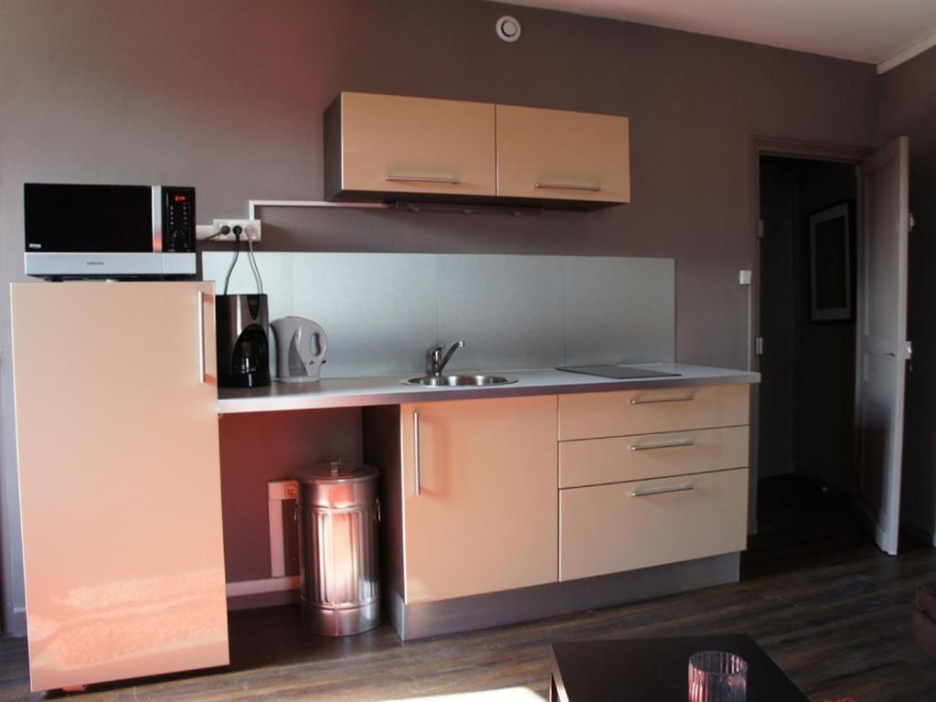 Loger A La Madeleine Apartment Ла Мадлен Екстериор снимка